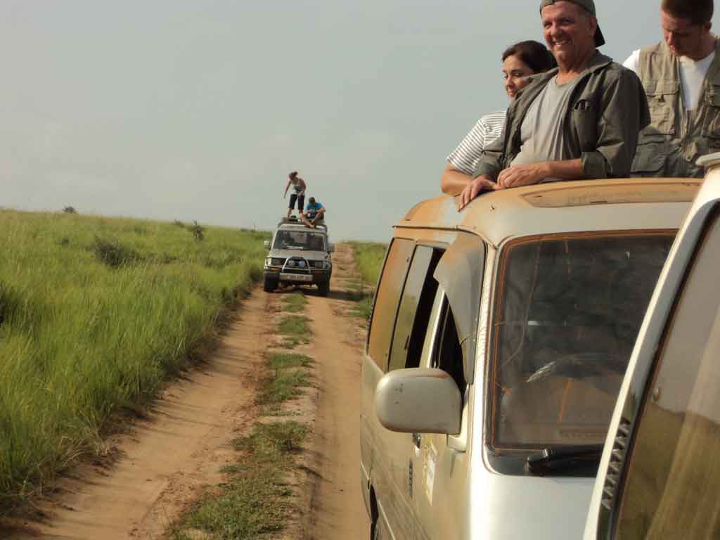 American Vistors On Uganda Tour of Murchison Falls 